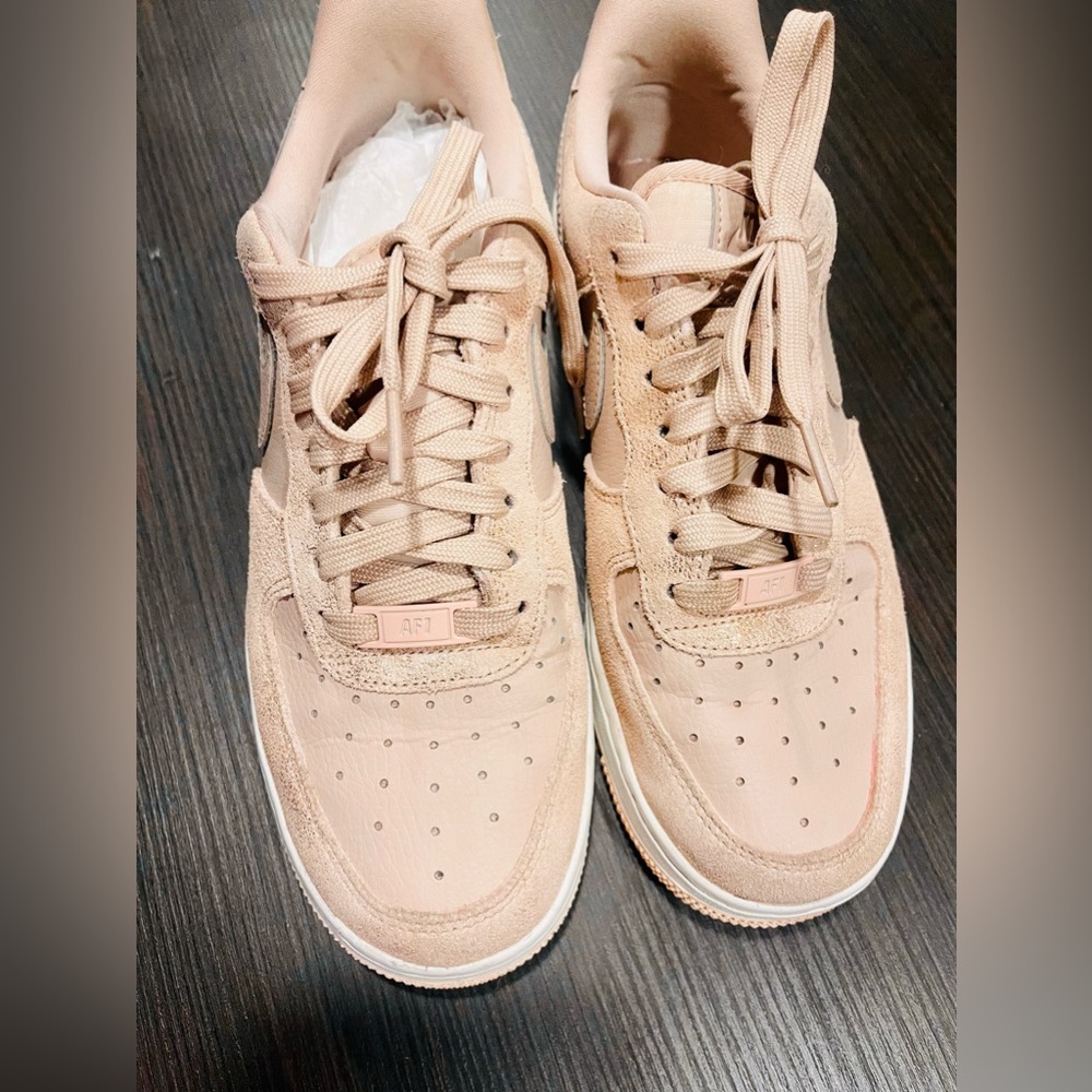 NIKE AIR FORCE 1 WOMEN'S ROSE GOLD METALLIC SNEAKERS SIZE 7
